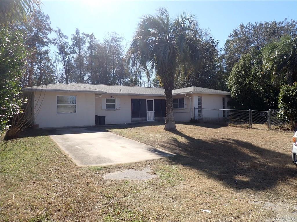 47 LAKE COURT LOOP