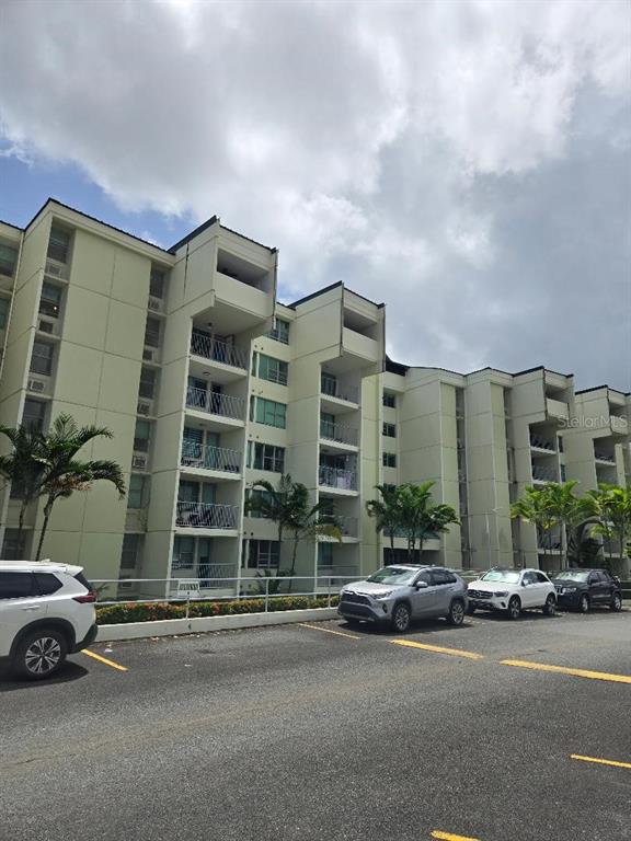 199 ATRIUM PARK COND UNIT 8