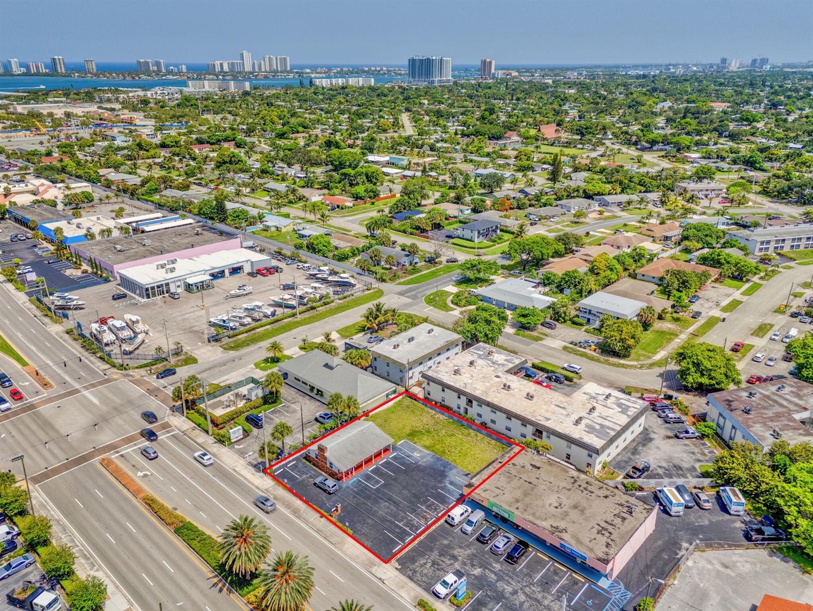 610 Northlake Boulevard, Lake Park FL 33408