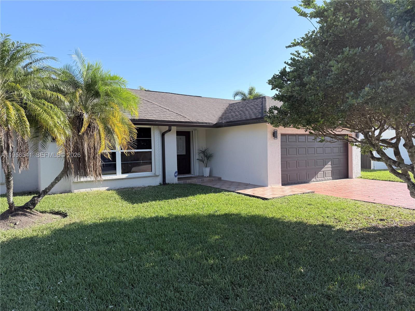 12821 SW 147th Lane Rd, Miami FL 33186