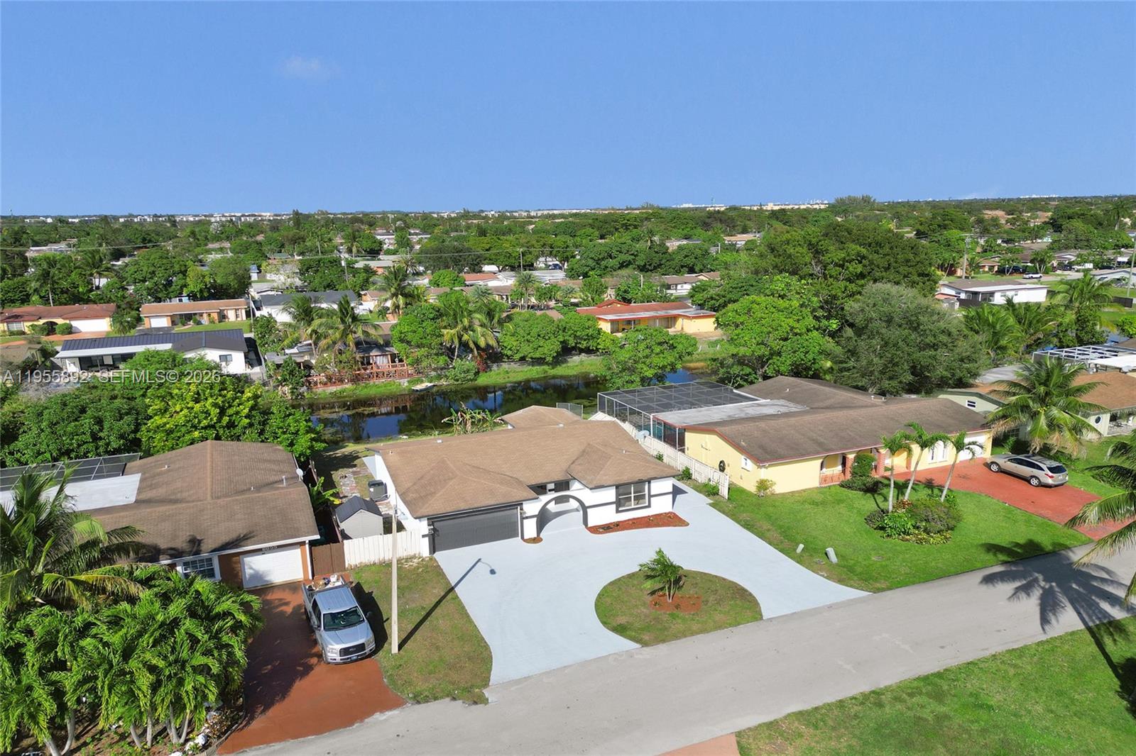 8649 W Long Acre Dr, Miramar FL 33025