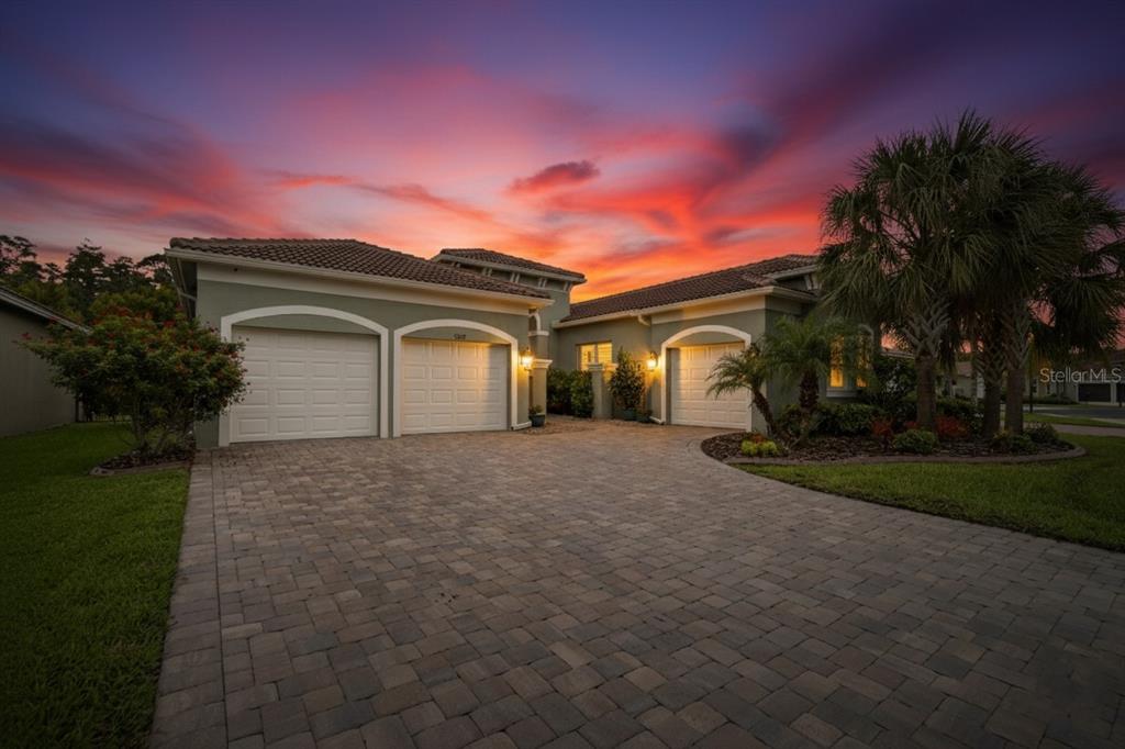 5028 EMERALD ISLE DRIVE