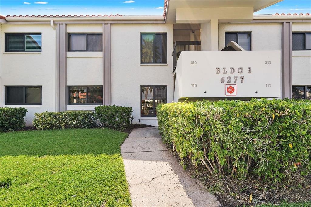 6277 BAHIA DEL MAR BOULEVARD UNIT 110, ST PETERSBURG, FL — photo 2 of 30