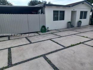2255 NW 96th St, Miami FL 33147