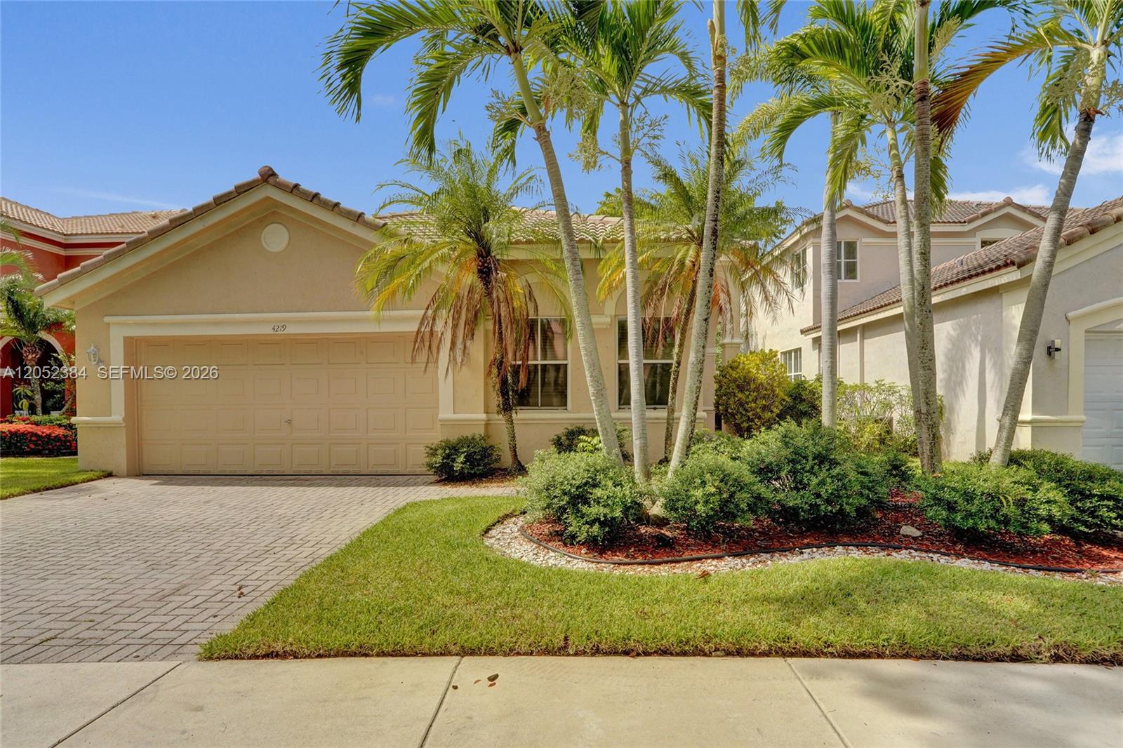 4219 Sabal Ridge Cir, Weston FL 33331