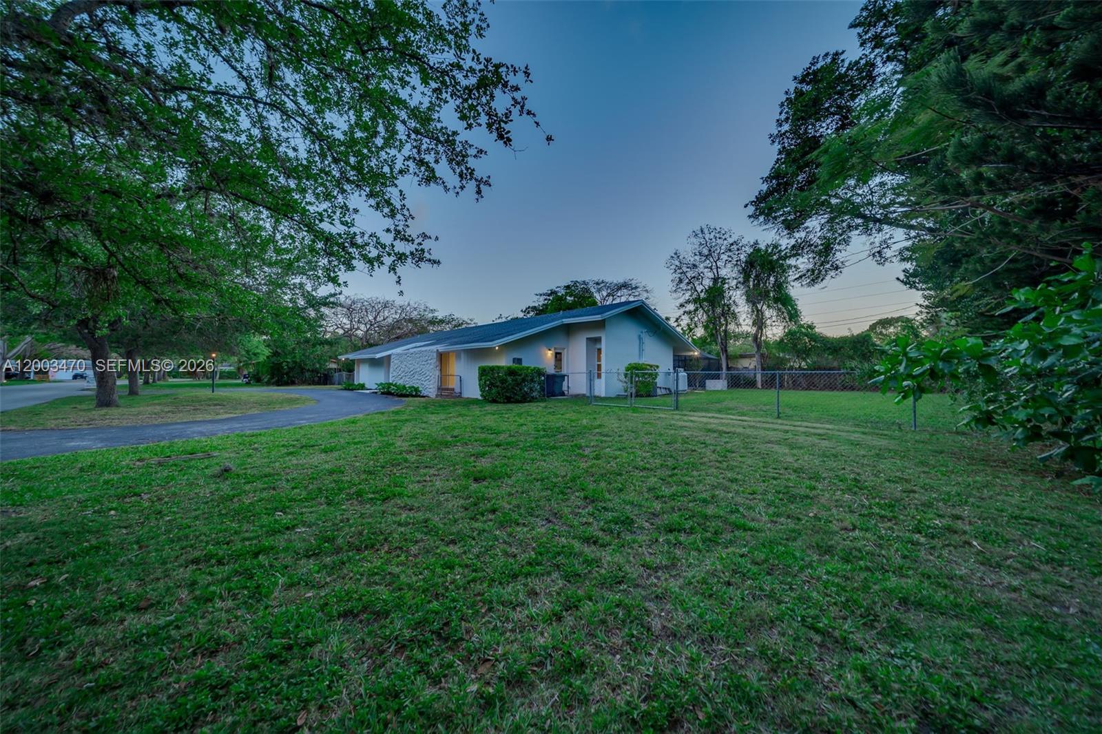13100 SW 81st Ave, Pinecrest FL 33156