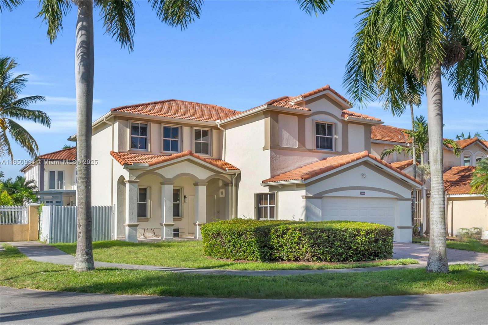 13602 NW 10th St, Miami FL 33182