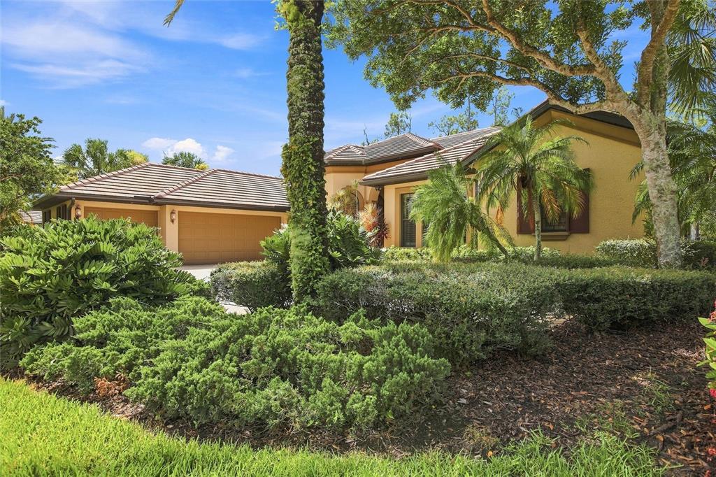 9295 TRIESTE DRIVE, FORT MYERS, FL — photo 3 of 30