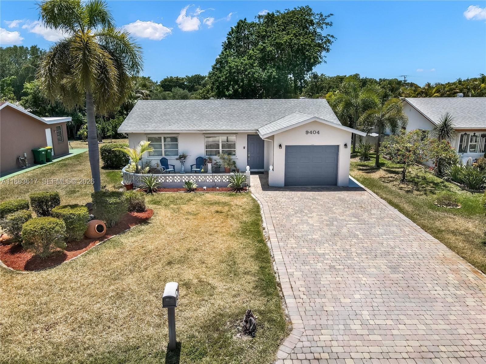 9404 NW 70th Pl, Tamarac FL 33321
