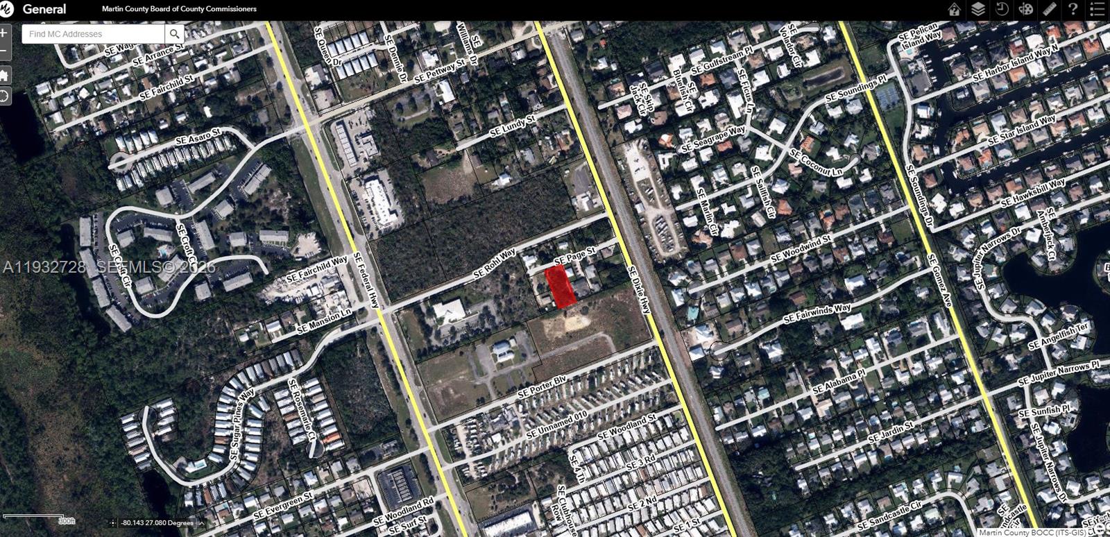 This is a satellite map showing a highlighted property lot in a residential area — 0 SE PAGE STREET, Hobe Sound FL 33455, HOBE SOUND, FL