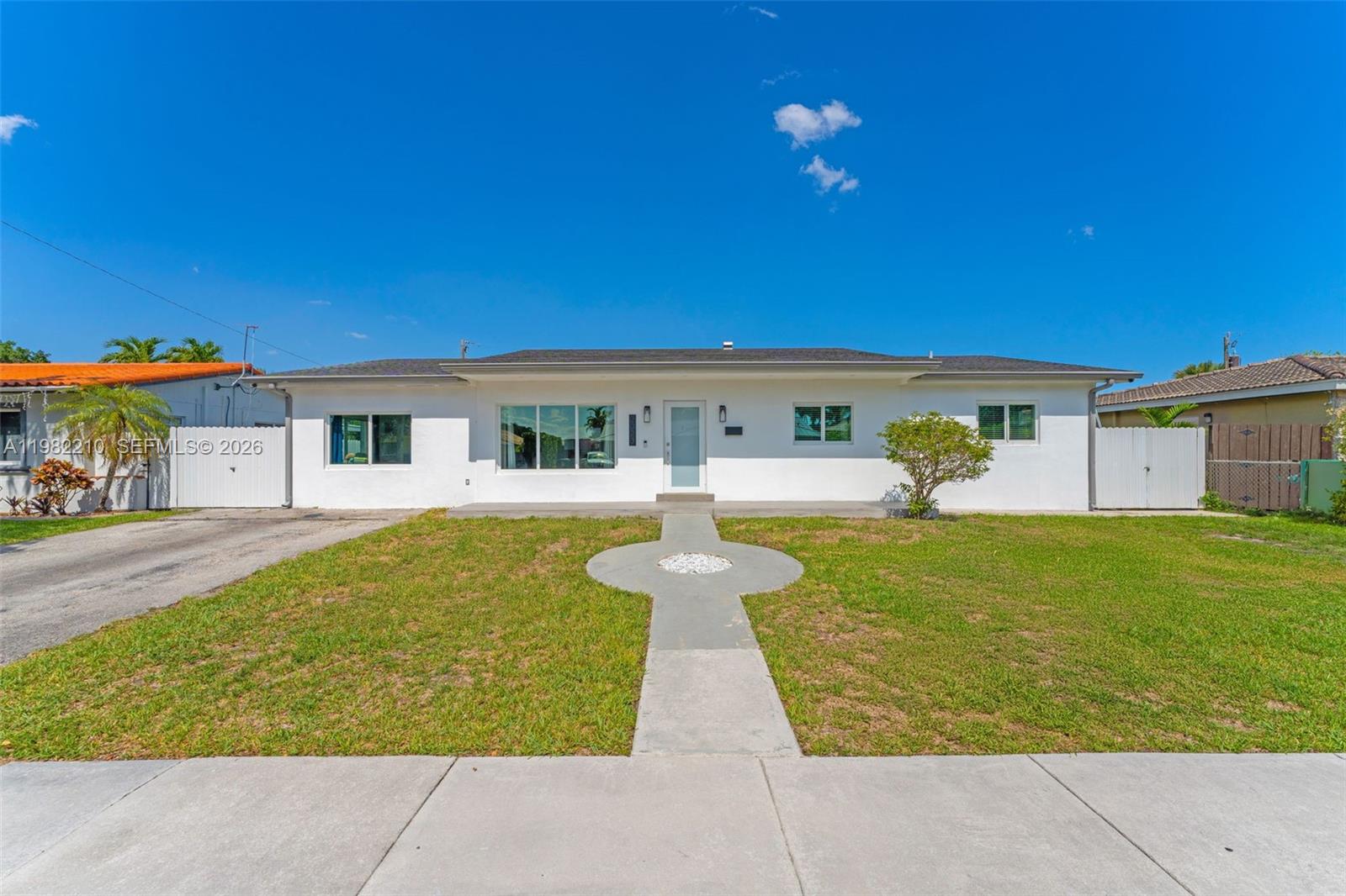 2023 SW 99th Ave, Miami FL 33165