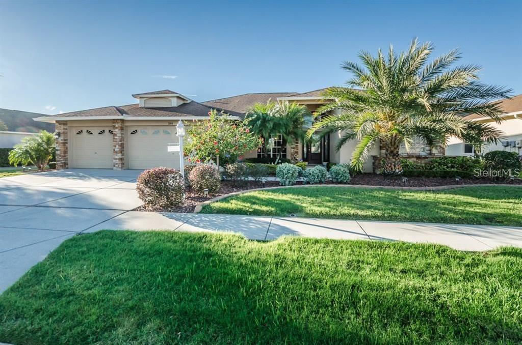 1748 WINDING WILLOW DRIVE
