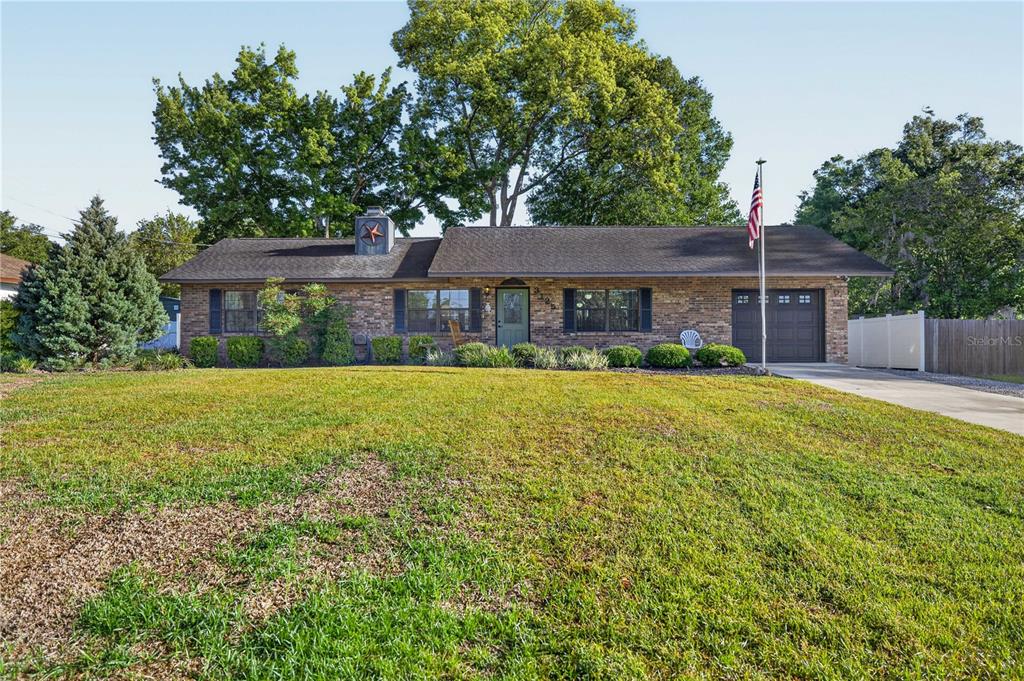 3125 NE 44TH PLACE