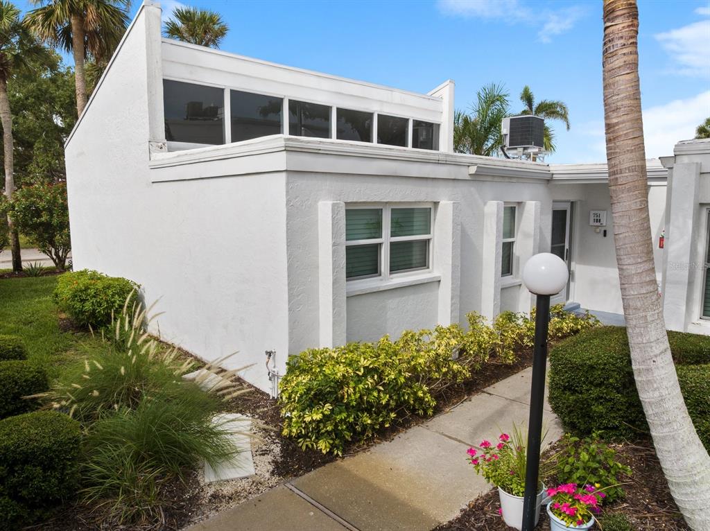 751 CAPRI ISLES BOULEVARD UNIT 108