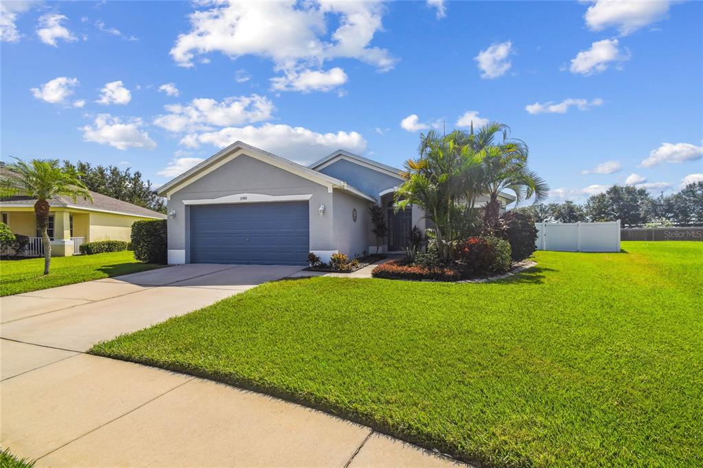 11901 AUTUMN CREEK DRIVE