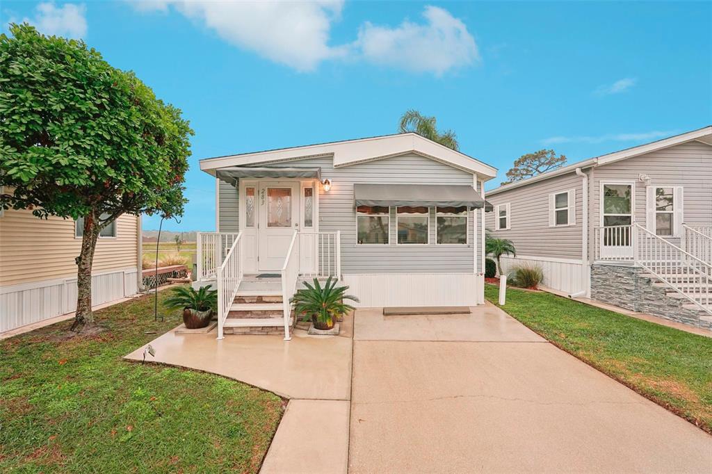 283 BAINBRIDGE DRIVE