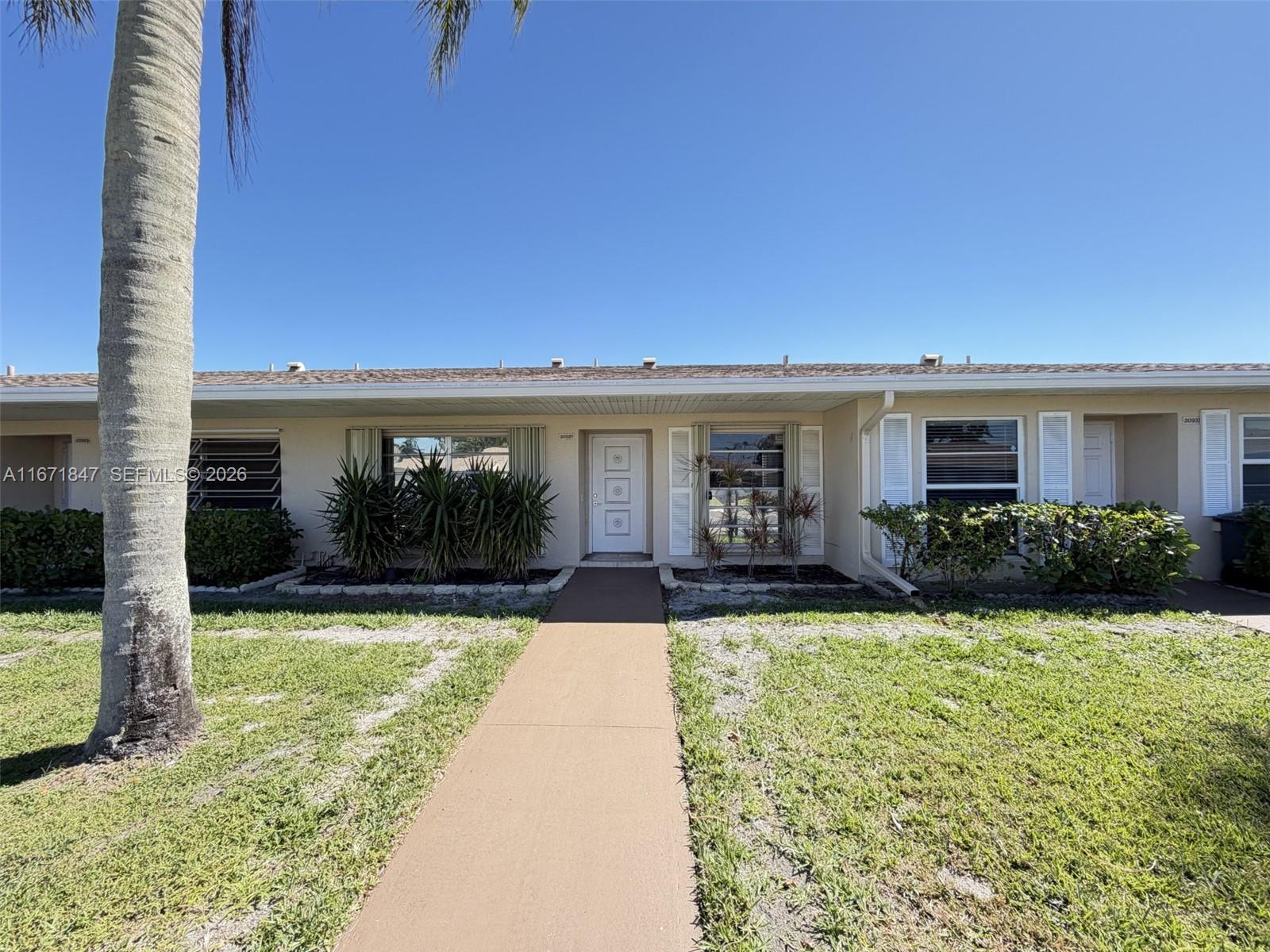 20927 Sedgewick Dr, Boca Raton FL 33433