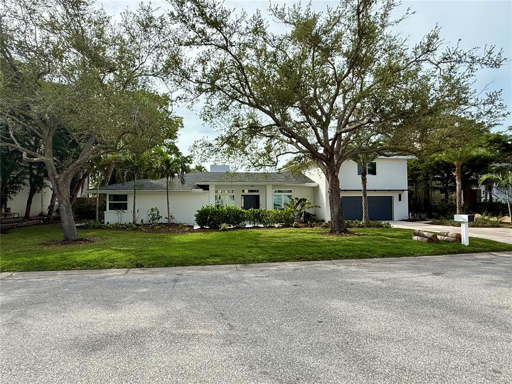 1359 HARBOR DRIVE, SARASOTA, FL — photo 3 of 30