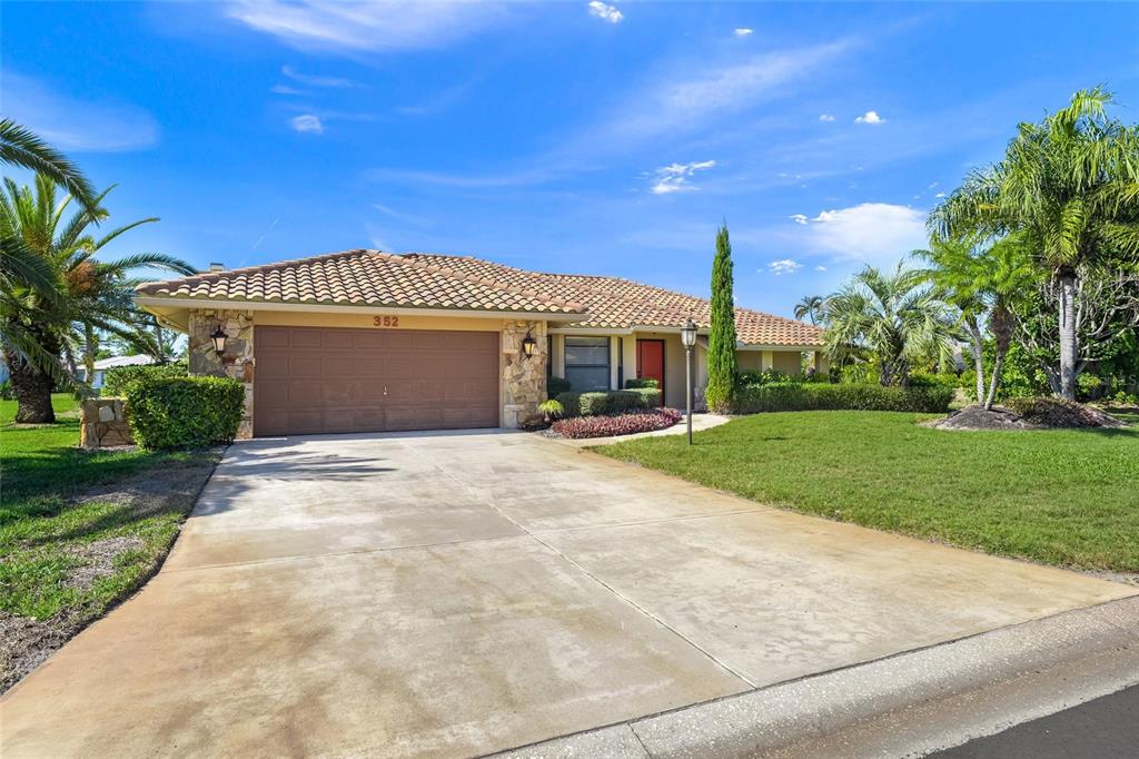 352 ARDENWOOD DRIVE