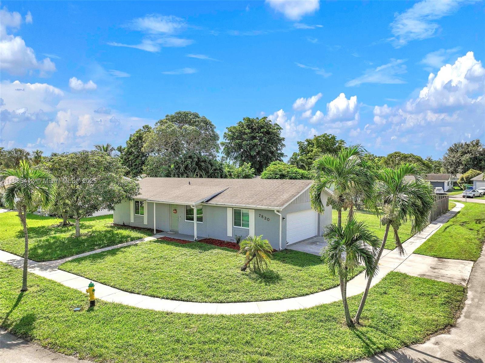 7830 NW 47th St, Lauderhill FL 33351