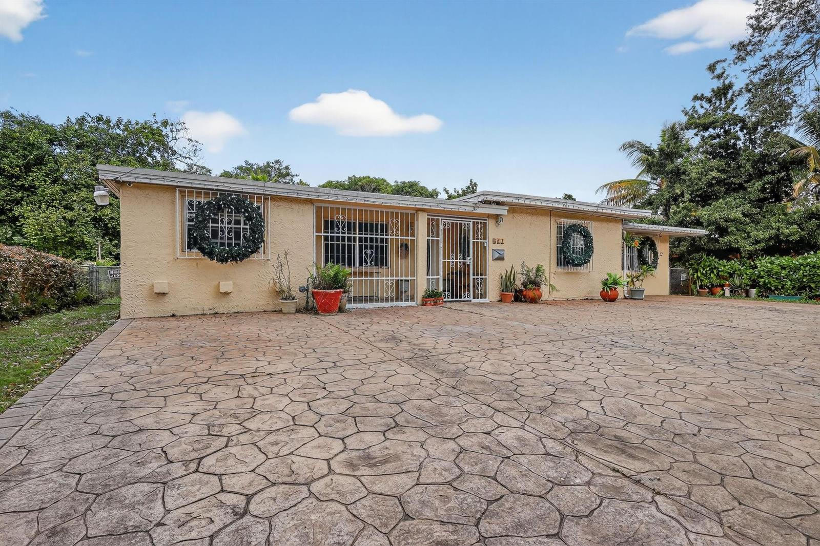 641 NE 140th Street, North Miami FL 33161
