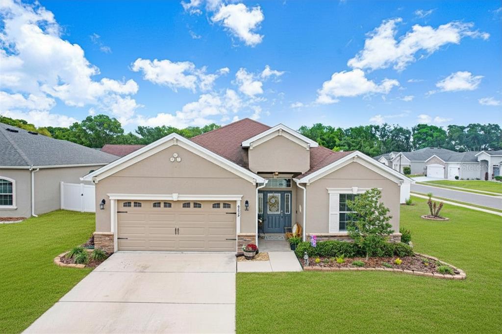 8235 WILDER LOOP