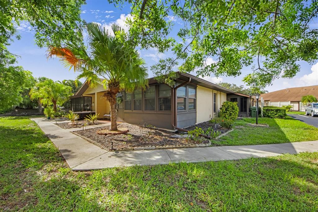 4153 66TH STREET CIRCLE W UNIT 4153