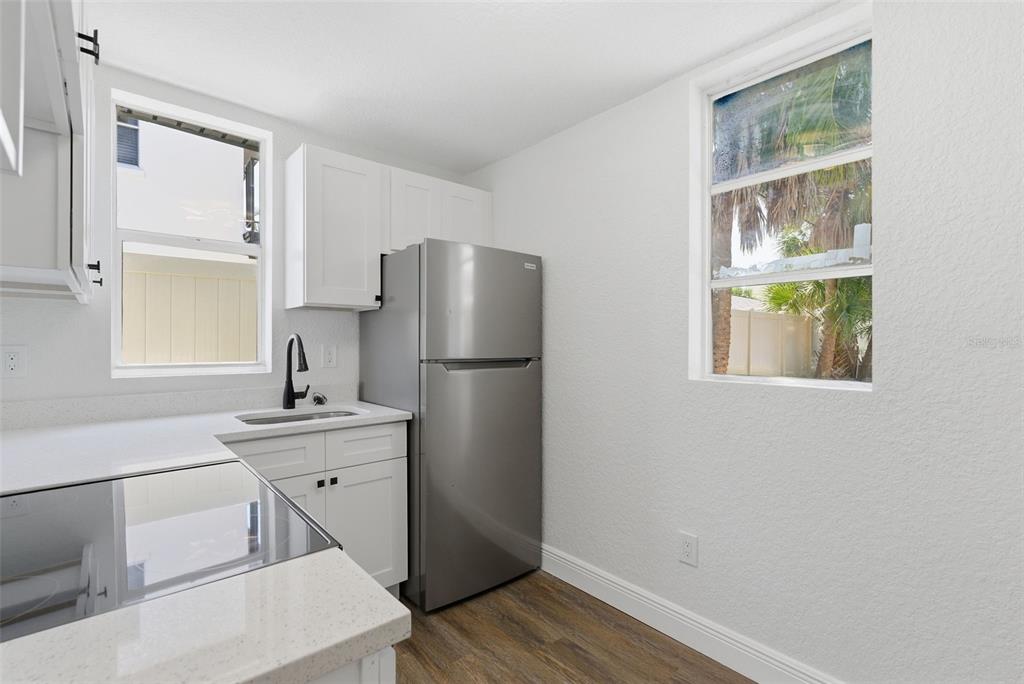 113 145TH AVENUE E UNIT 6, MADEIRA BEACH, FL — photo 5 of 24