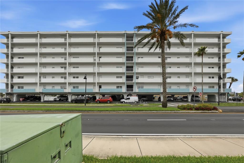 285 107TH AVENUE UNIT 405