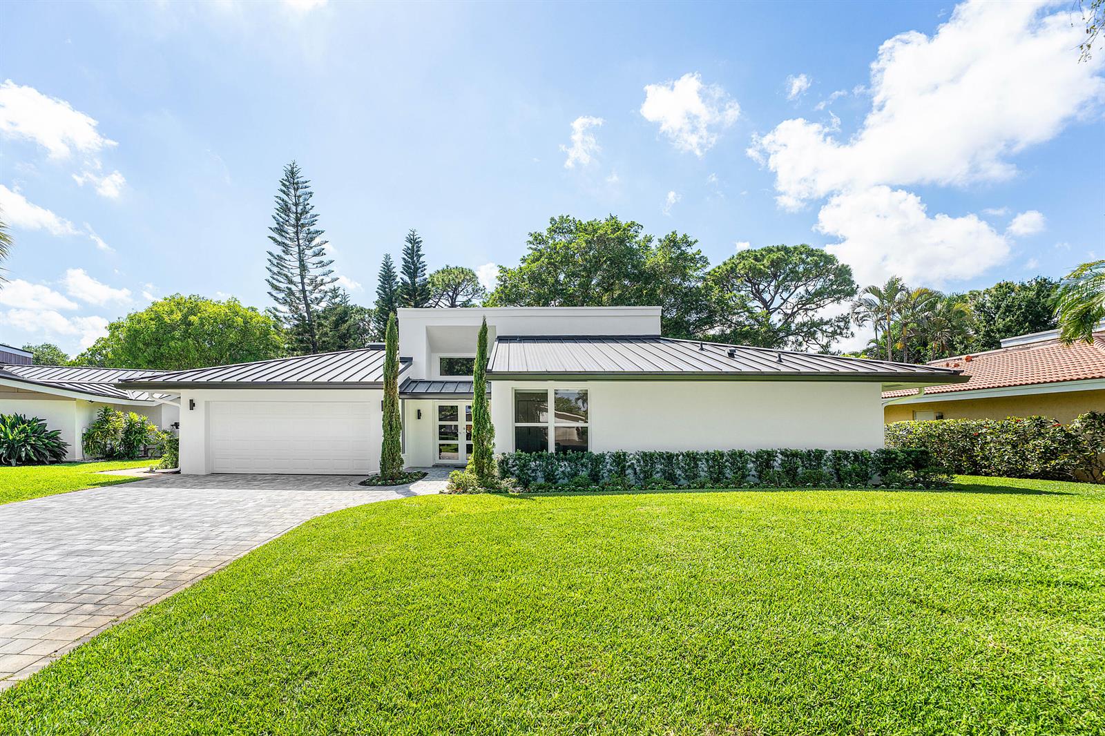 654 W Lakewoode Circle, Delray Beach FL 33445