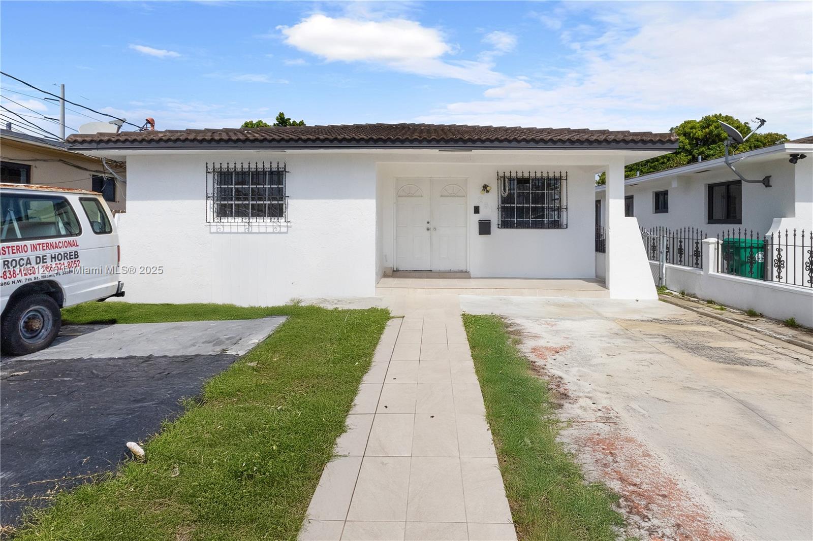 261 NW 59th Ct, Miami FL 33126