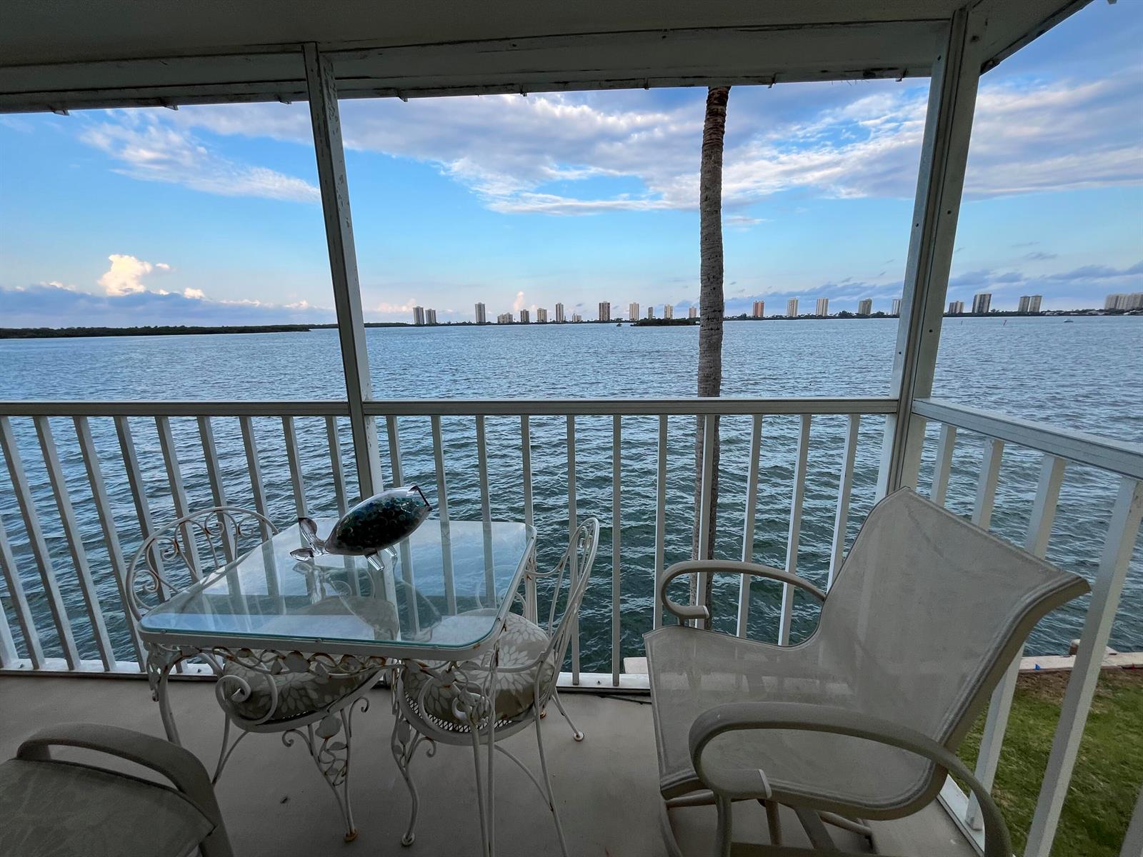 101 Doolen Court # 305, North Palm Beach FL 33408