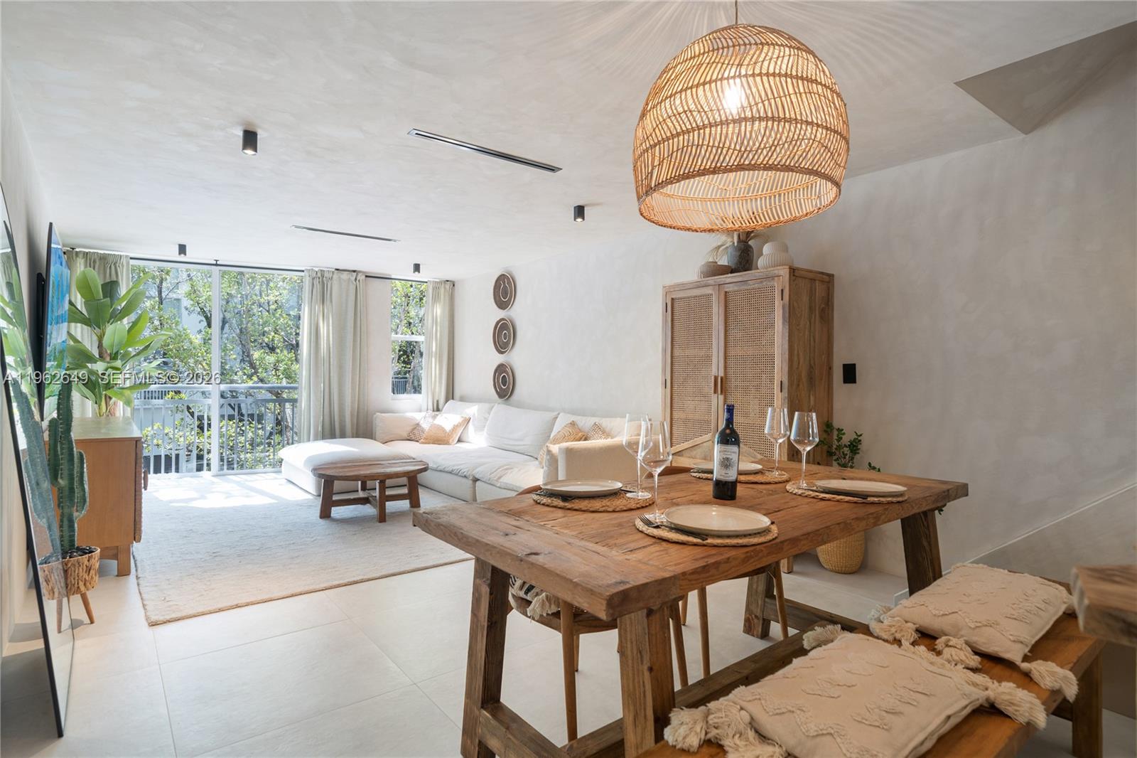 325 Meridian Ave # 12, Miami Beach FL 33139