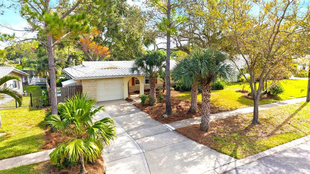 563 GERSHWIN DRIVE
