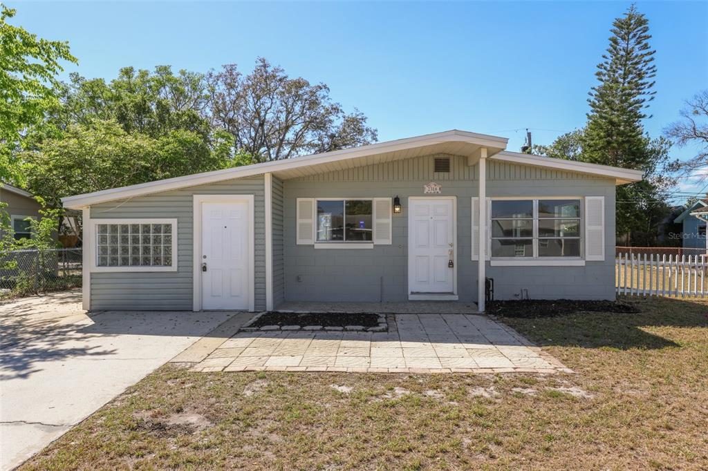 2318 VINCENT ROAD
