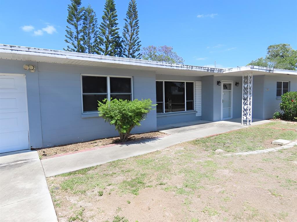 2447 FOSTER LANE