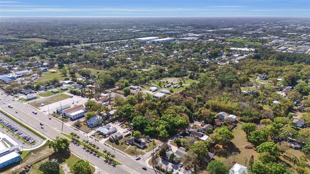 2008 53RD AVENUE E, BRADENTON, FL — photo 4 of 14