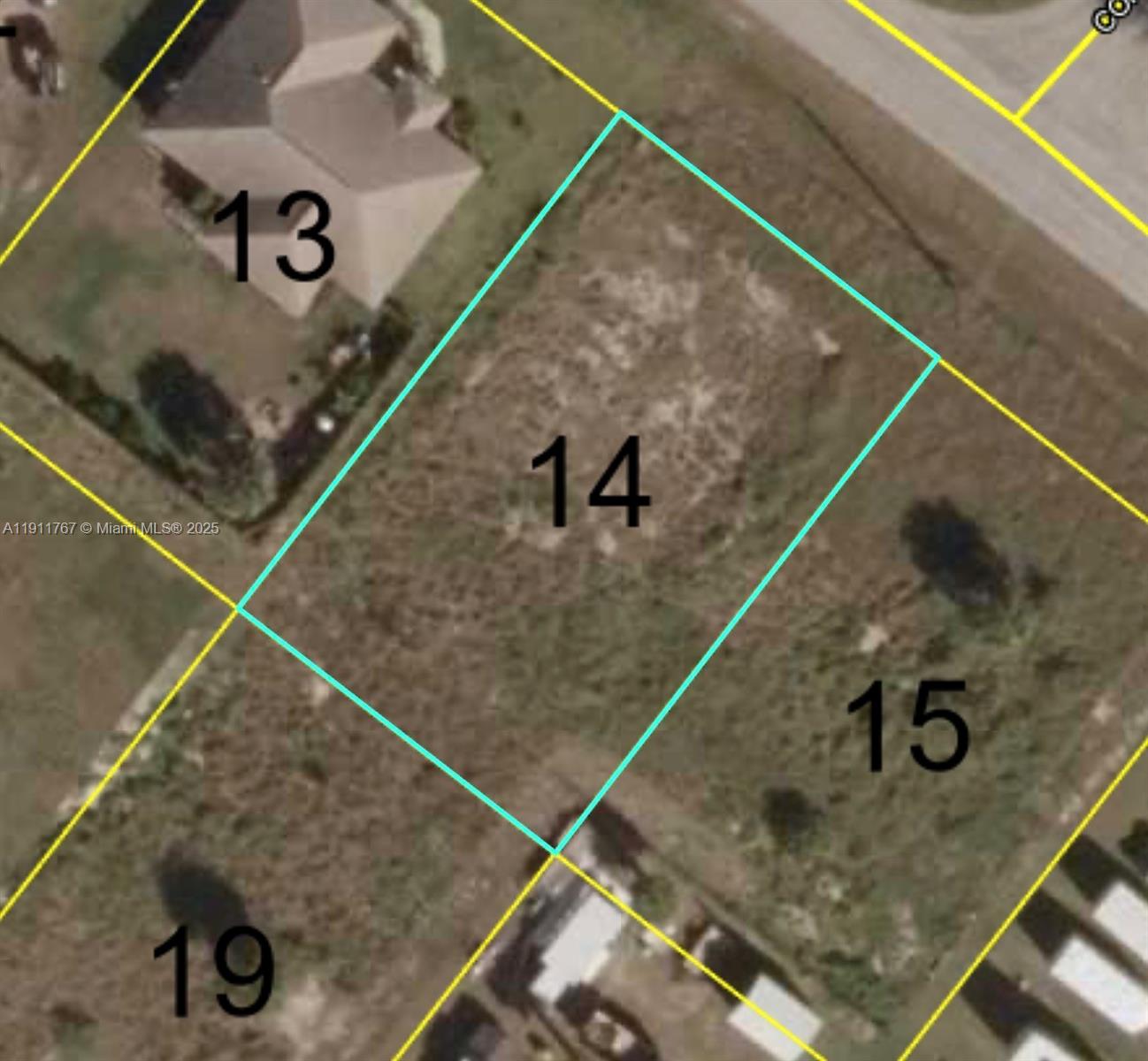 1992 inwood rd, Other City - In The State Of Florida FL 33935