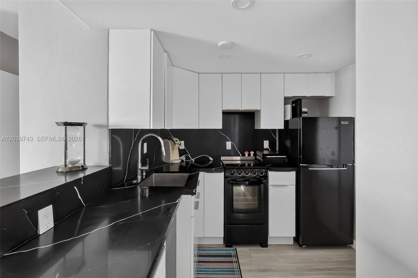 800 West Ave # 533, Miami Beach FL 33139