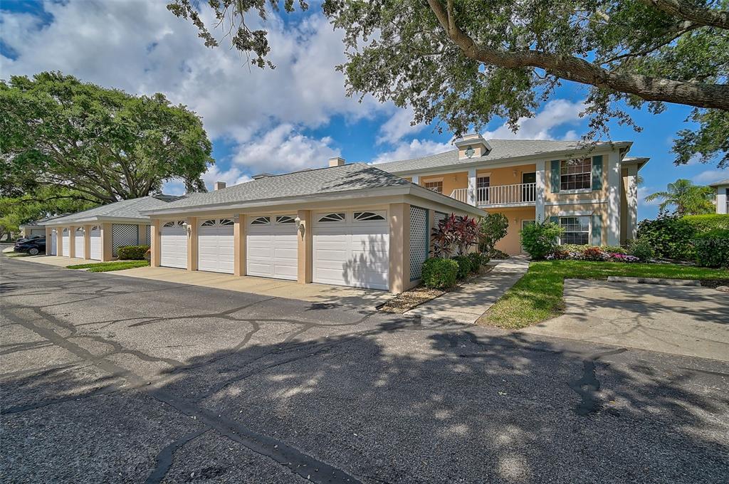 4215 CADDIE DRIVE E UNIT 101, BRADENTON, FL — photo 5 of 30