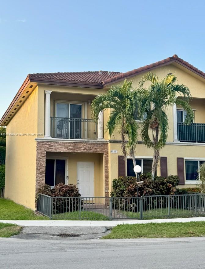 11257 SW 231st Ln, Miami FL 33170