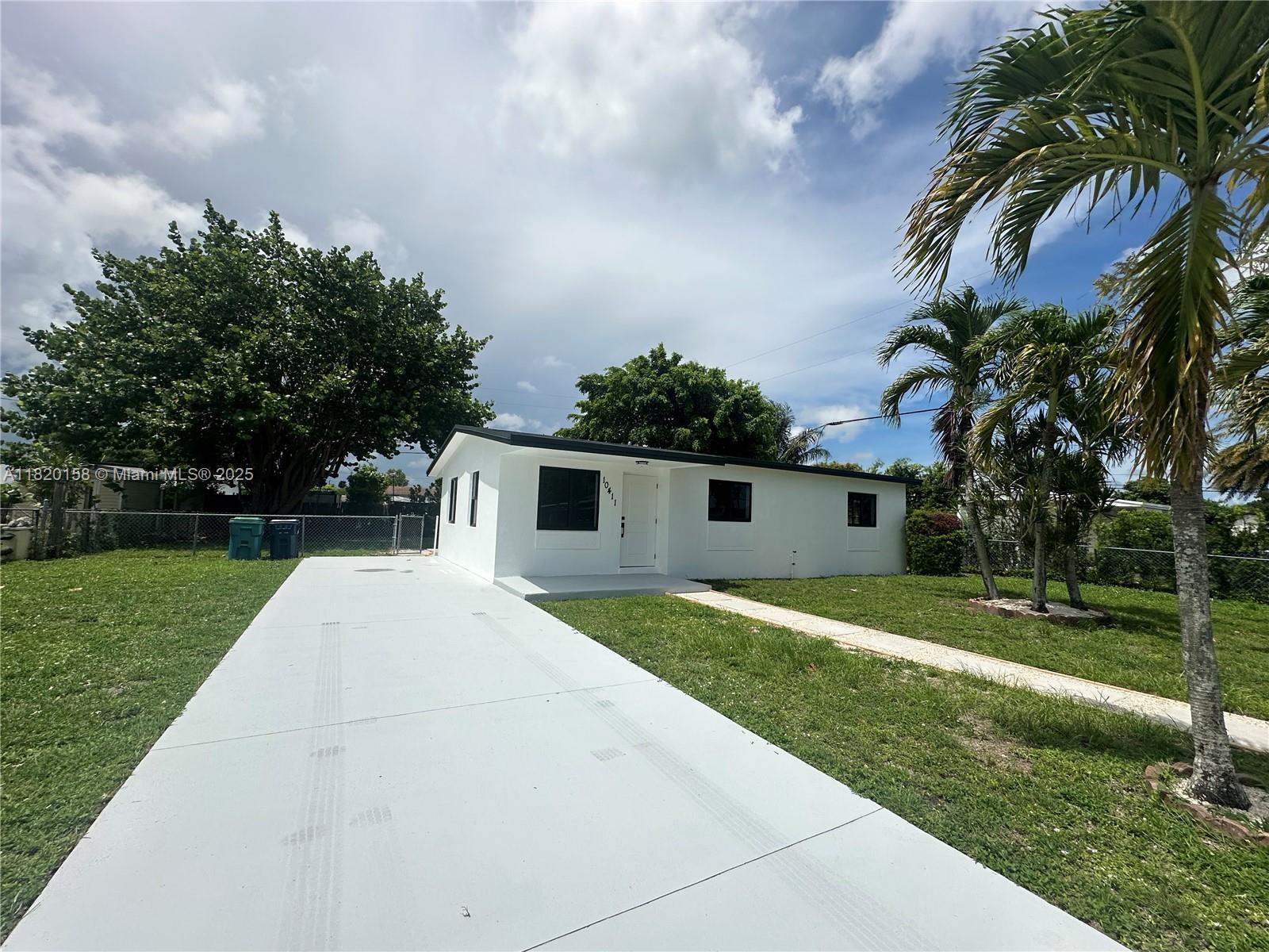 10411 SW 151st Ter, Miami FL 33176