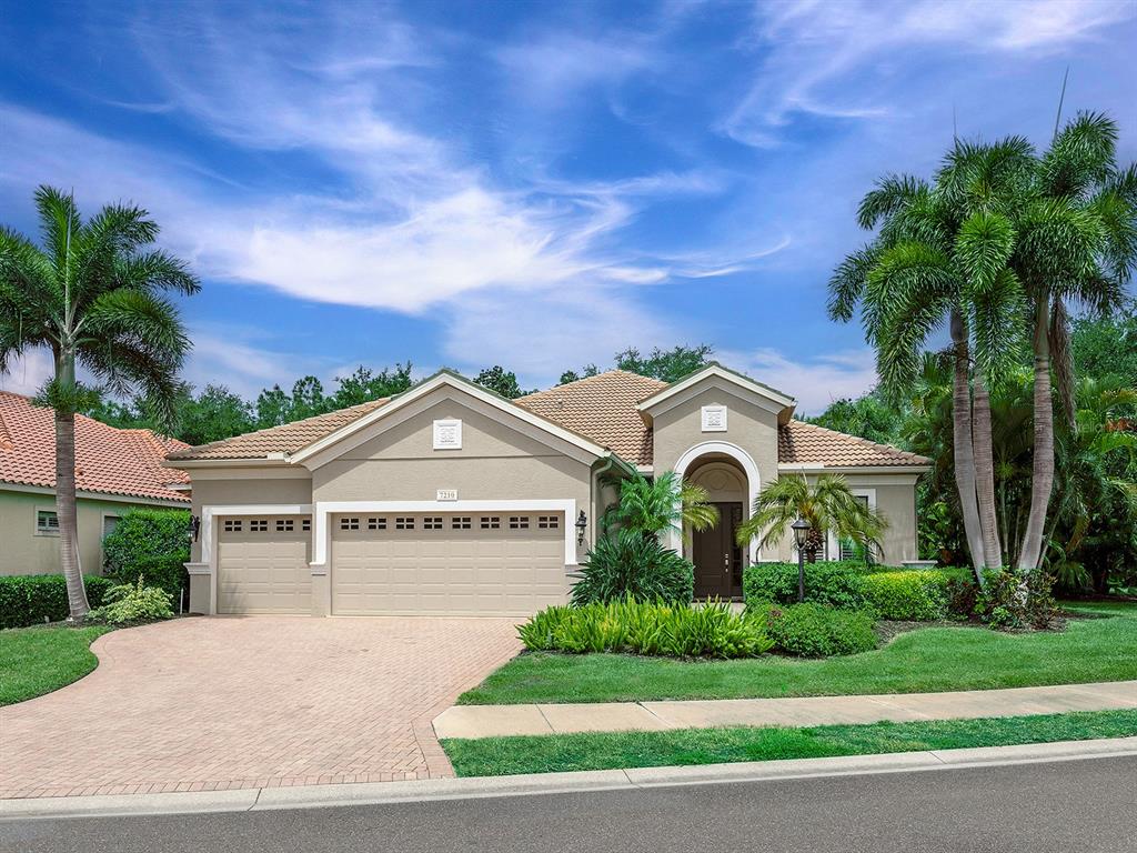 7210 LAKE FOREST GLEN