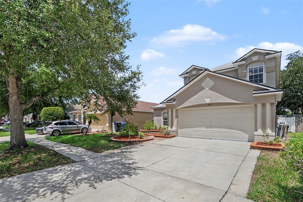 13013 TRIBUTE DRIVE, RIVERVIEW, FL — photo 2 of 30