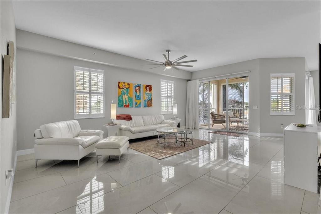129 BREAKERS COURT UNIT 121, PUNTA GORDA, FL — photo 5 of 30