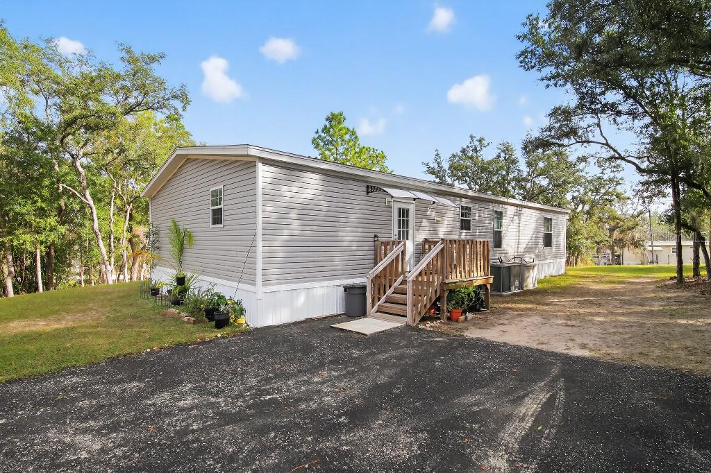 13230 NE 9TH STREET, WILLISTON, FL — photo 2 of 30