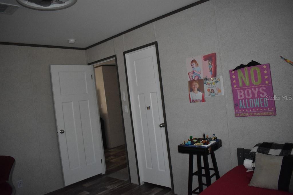 13230 NE 9TH STREET, WILLISTON, FL — photo 3 of 30