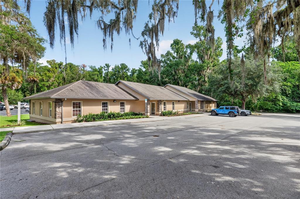 1317 SE 25TH LOOP