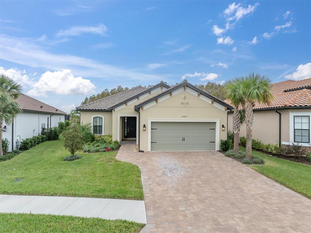 10693 CALLUNA DRIVE