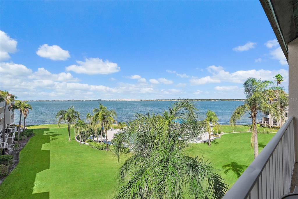 5155 ISLA KEY BOULEVARD S UNIT 401
